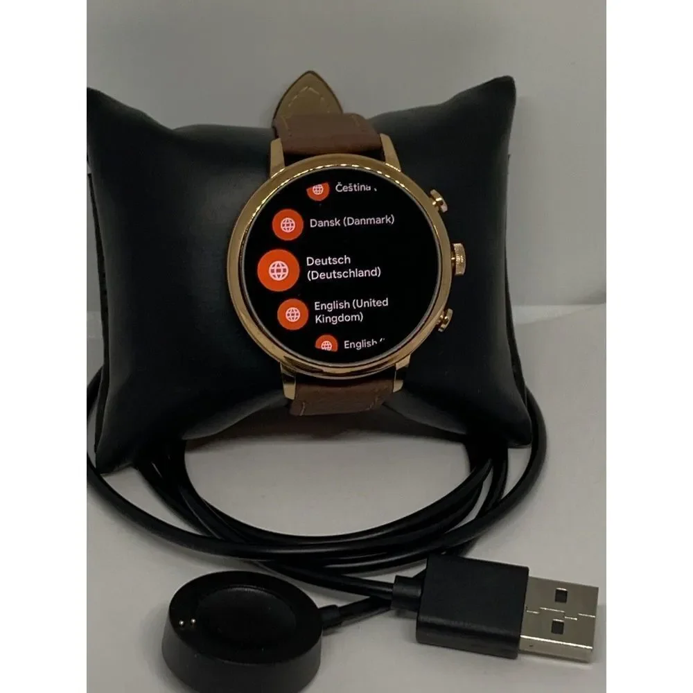 Fossil Gold Smartwatch with Brown Leather Strap